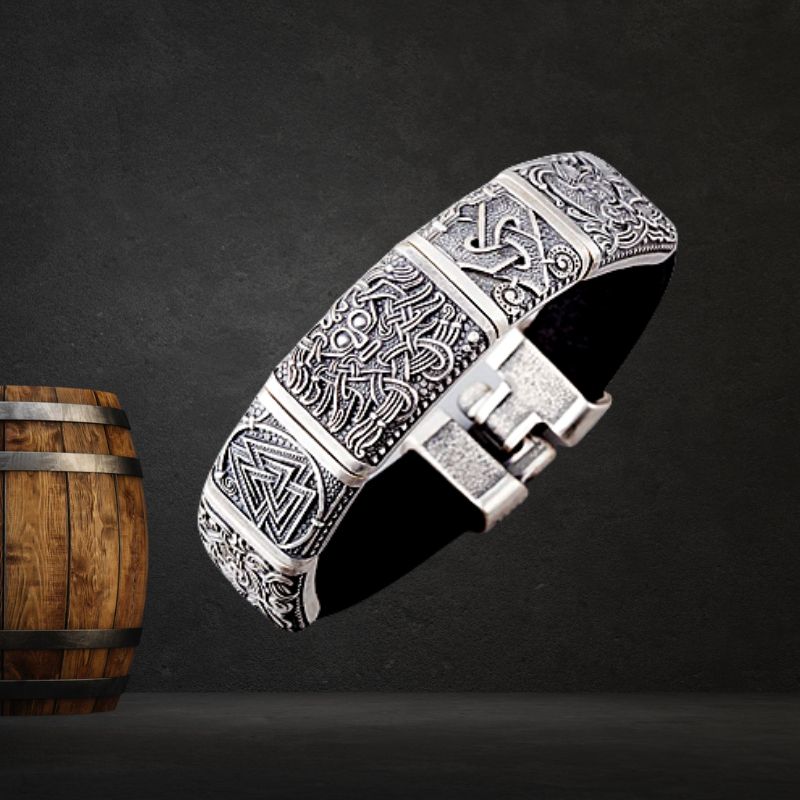 Viking Bracelet of - Gullinkambi - Valknut - Triquetra – Vikingenes ™