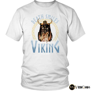 Only A Viking Smiles Back  - Shirt - vikingenes
