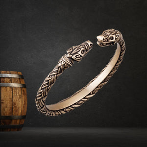 Viking Arm Ring With Odin's Wolves Hati & Scoll - vikingenes