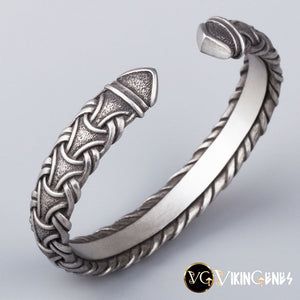 Viking Arm Ring - Traditional Scandinavian Pattern - vikingenes