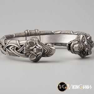 Sterling Silver Norse Metal Arm Ring With Wolf Heads - vikingenes