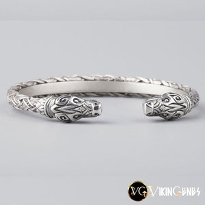 925 Sterling Silver Arm Ring With Wolf Heads - vikingenes