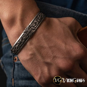 Jelling Style Viking Arm Ring - vikingenes